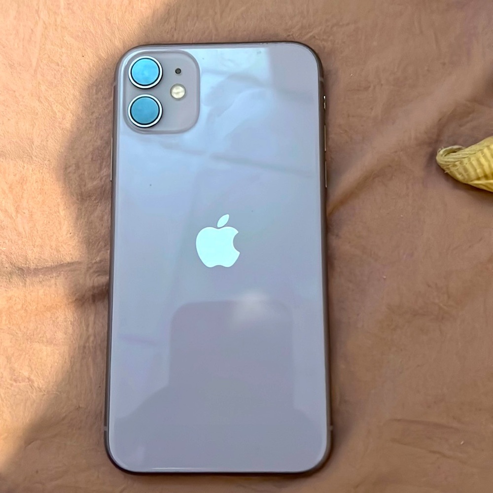 iPHONE 11 Purple